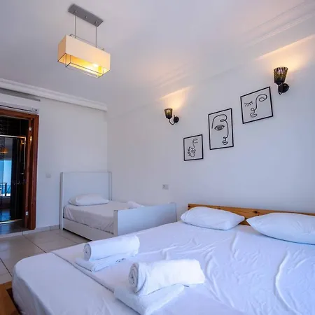 Sole'n Blu Vandrerhjem *