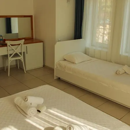 Sole'n Blu Vandrerhjem Kaş